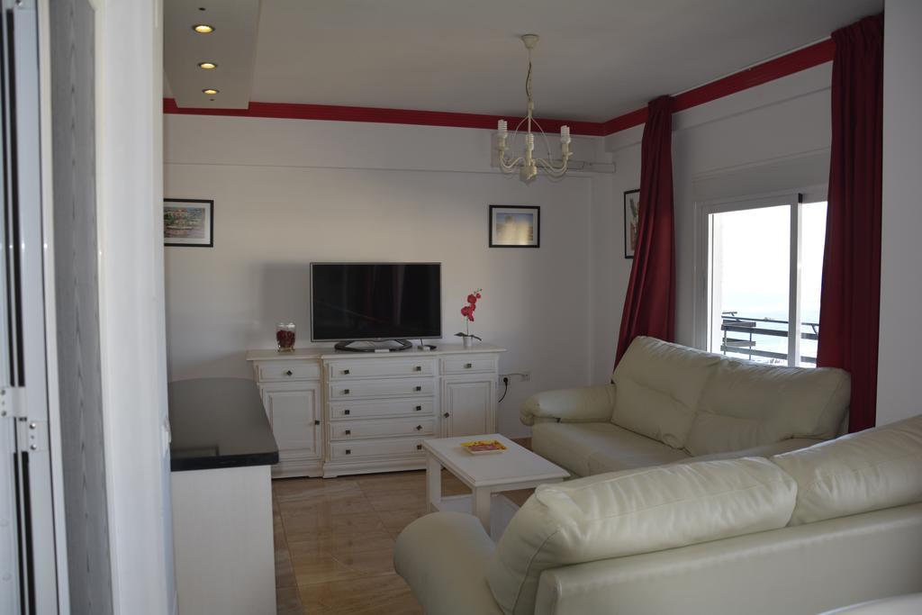 Apartamentos Mediterraneo マルベーリャ エクステリア 写真
