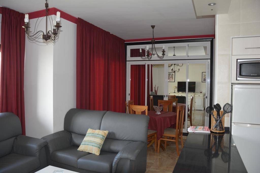 Apartamentos Mediterraneo マルベーリャ エクステリア 写真