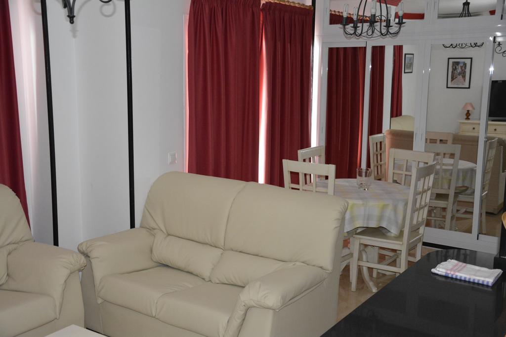 Apartamentos Mediterraneo マルベーリャ エクステリア 写真