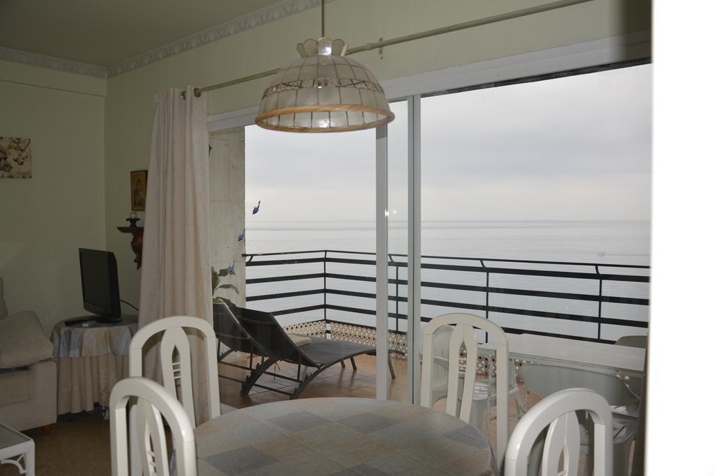 Apartamentos Mediterraneo マルベーリャ エクステリア 写真