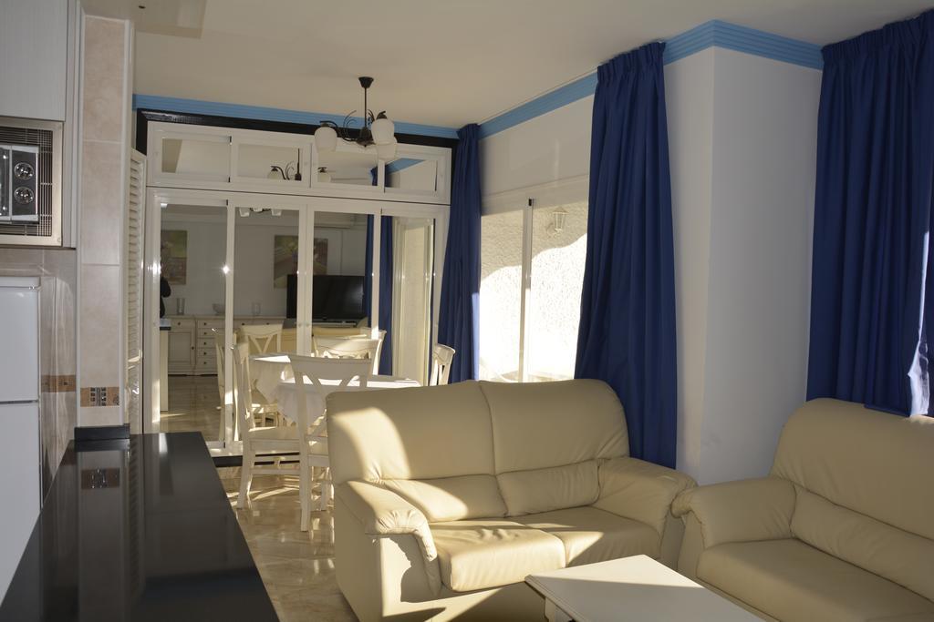 Apartamentos Mediterraneo マルベーリャ エクステリア 写真
