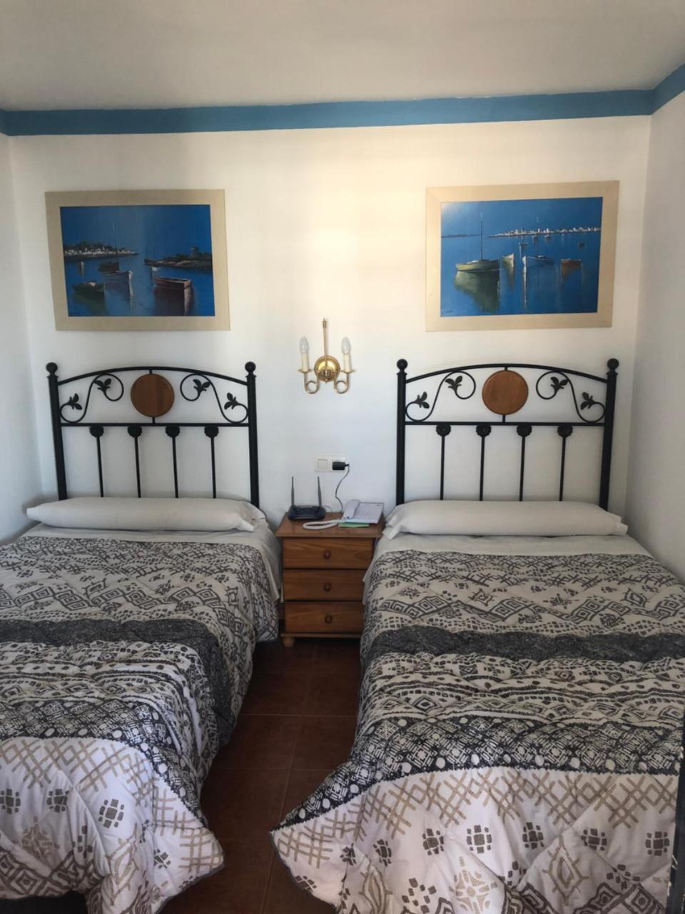 Apartamentos Mediterraneo マルベーリャ エクステリア 写真